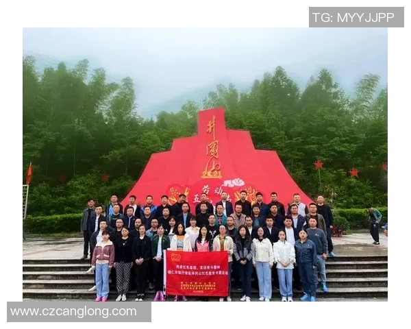 深圳乒乓球队奋斗历程的真实记录与精神传承